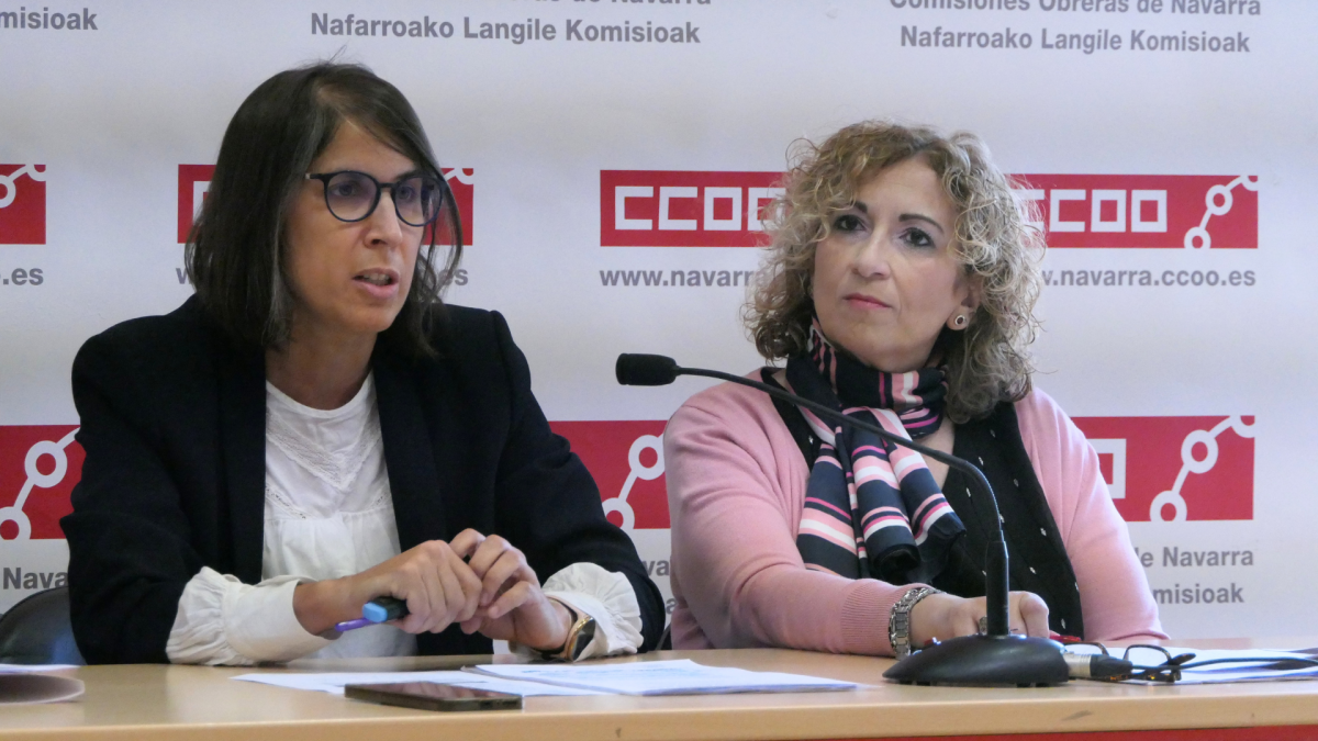 Leire Goñi y Lucía Sesma, representantes de CCOO.