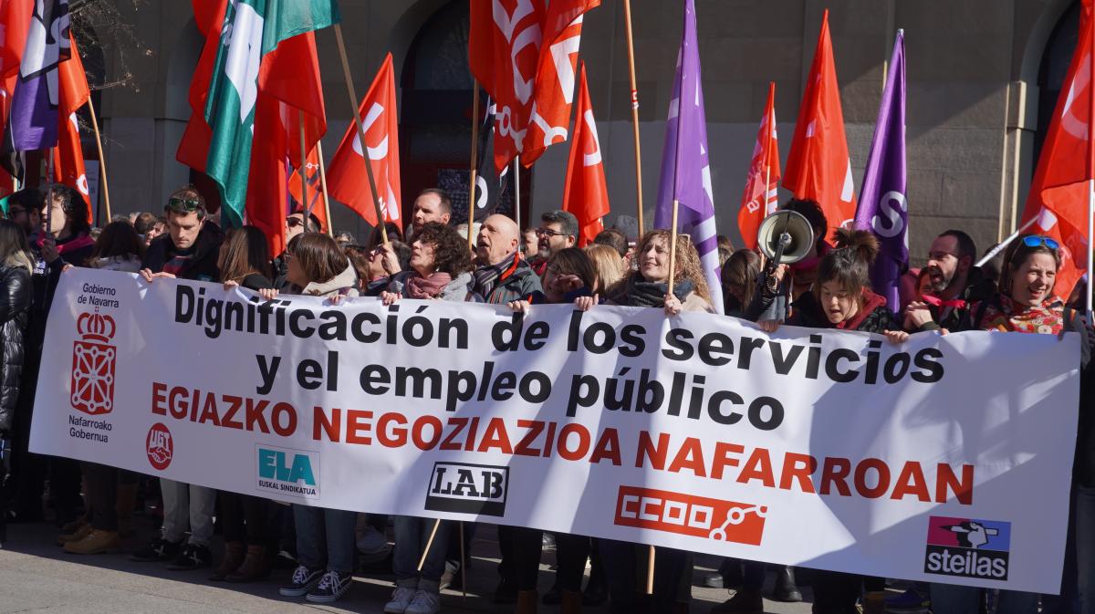 Manifestación por la mejora de las condiciones laborales en la administración pública.